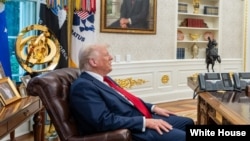 Trump en la Oficina Oval de la Casa Blanca. 